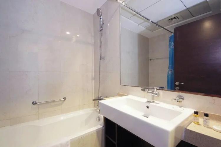 Silk Valley - Ample Studio near The Walk