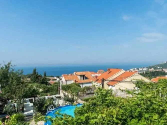 2 Bedrooms Apartment with balcony
