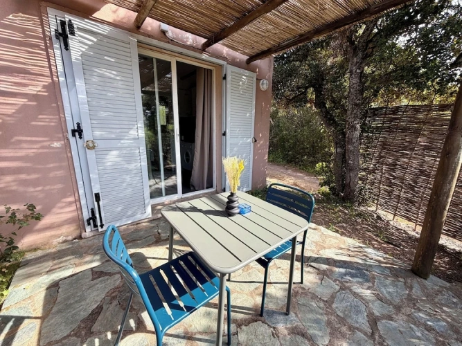 Comfort Double Basement Studio with balcony