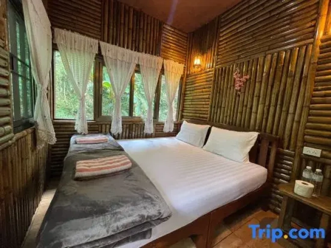 Standard room with balcony