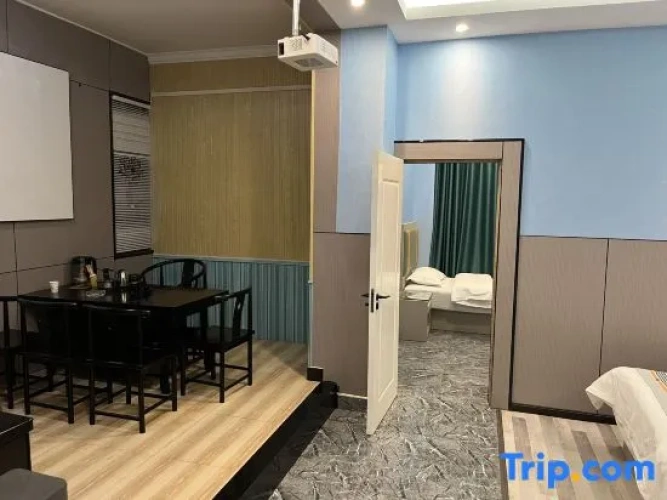 Triple Family Suite