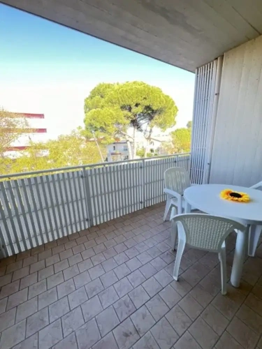 2 Bedrooms Apartment with balcony and with city view