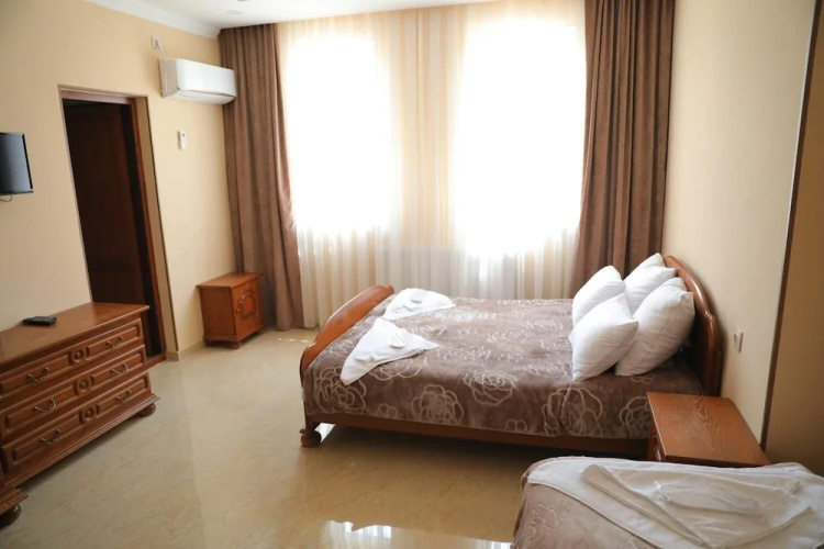 Hotel Luxor