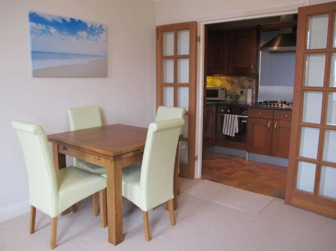 Flat 22 Burlington Mansions