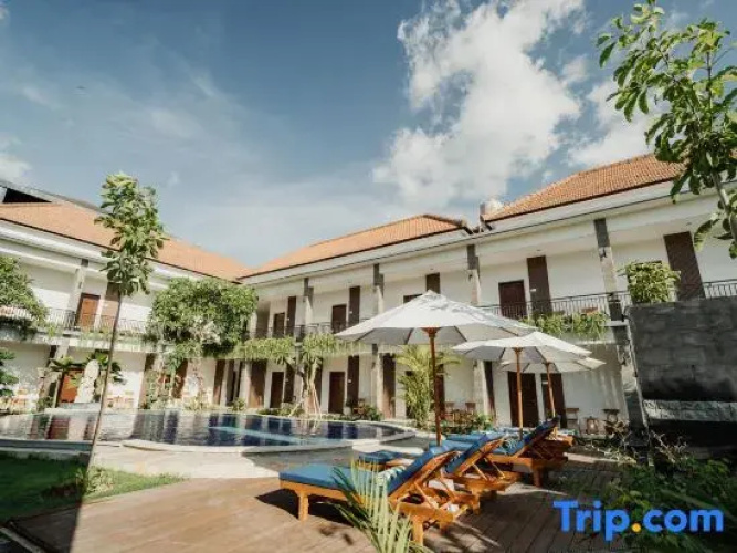 You Suite Seminyak