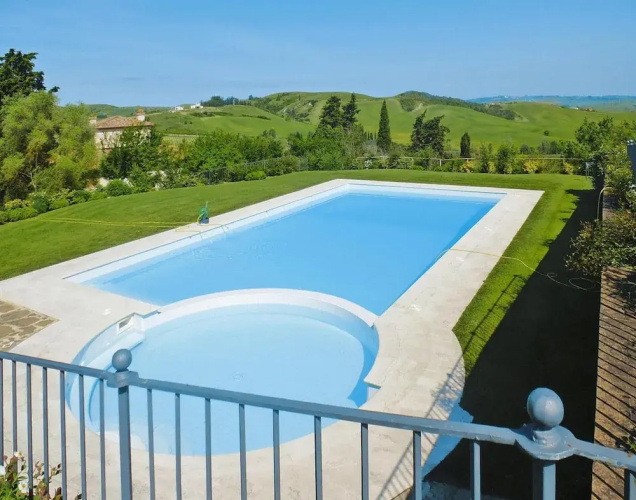 Apartment in Tuscany With Golf Course