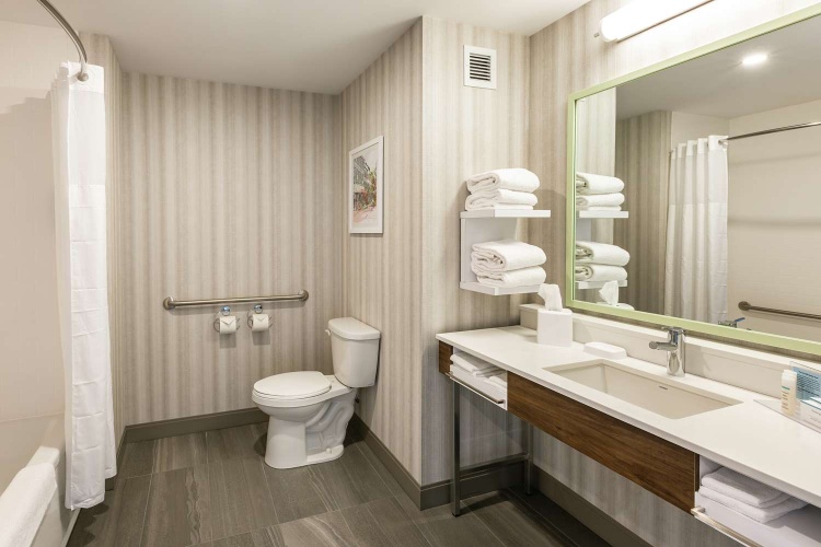 Hampton Inn & Suites Beauport, Quebec, Canada photo 10