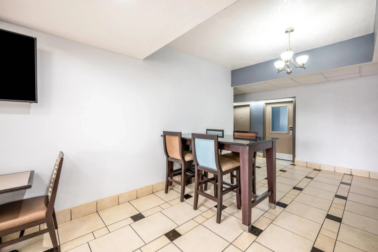Quality Inn Bulls Gap