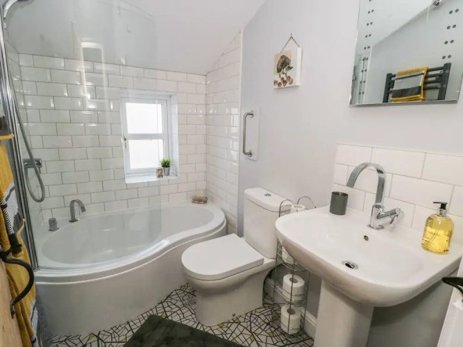 Riverstone Cottage