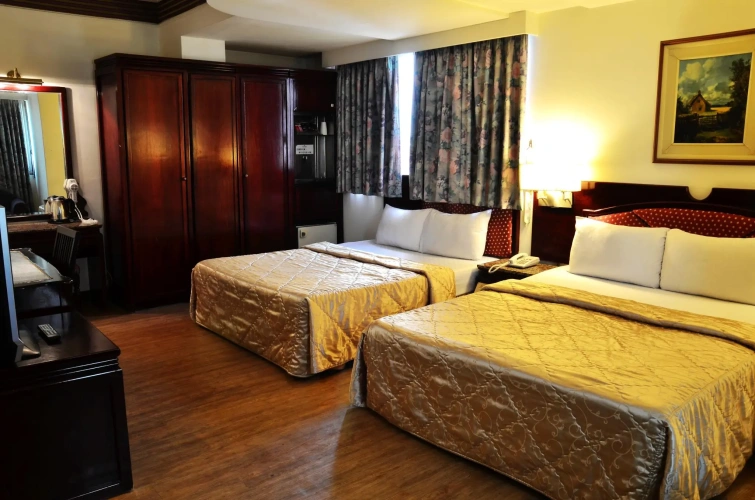 Standard Quadruple room