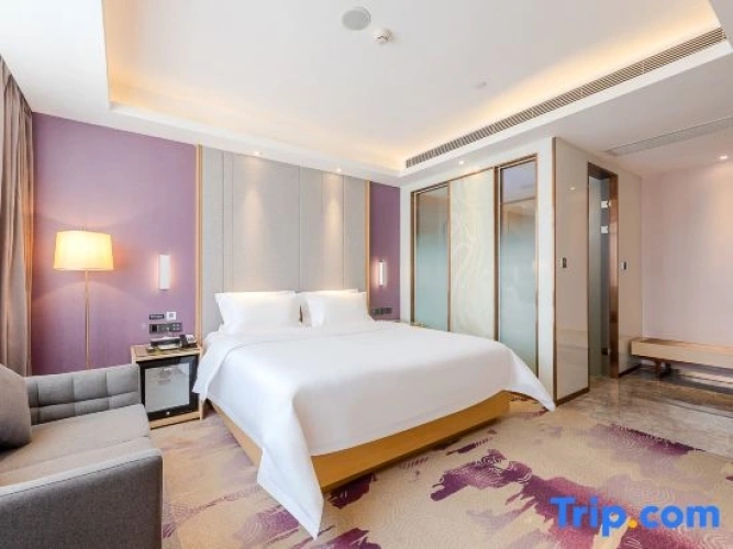 Standard Double Suite