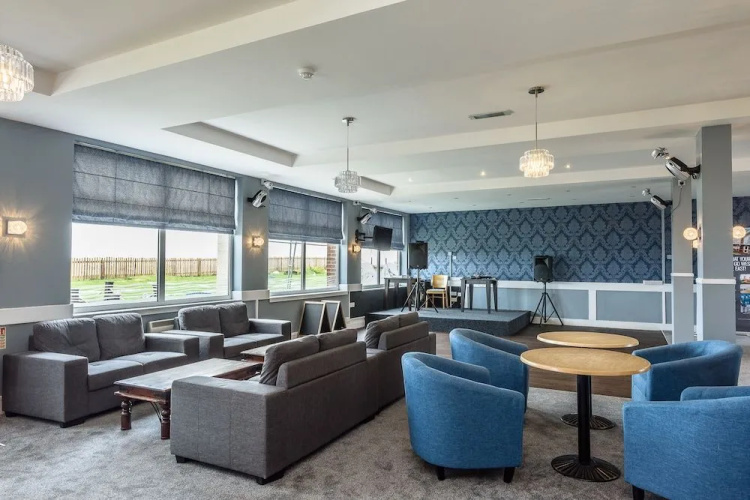 Allseasons Hotel by Tingdene