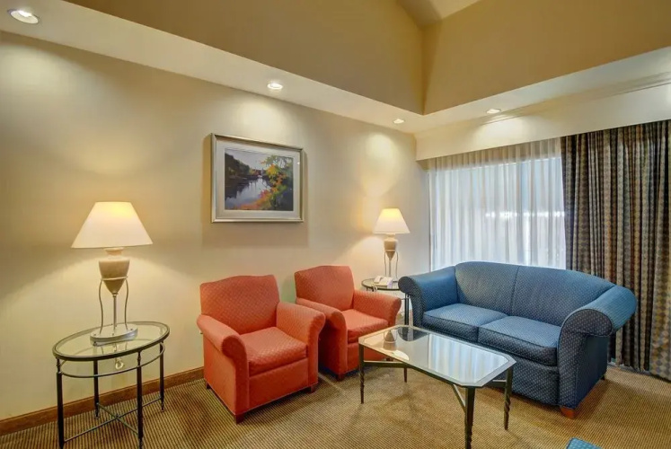 Radisson Hotel Cromwell