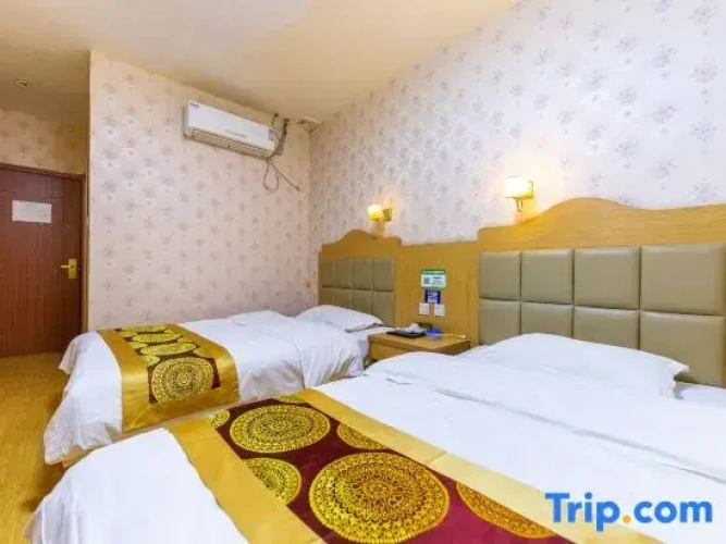 Standard Sextuple room