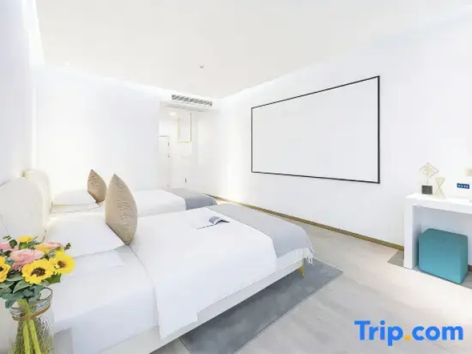 Standard Twin room with sunset view