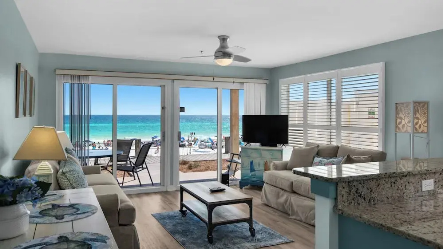 Crystal Sands 112b: Beachfront Condo With Front-row Gulf Views