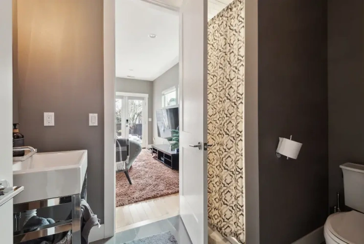3 Bedrooms Cottage