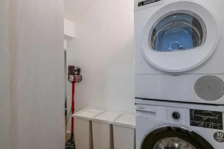 Taro s Blue Sea Apartment