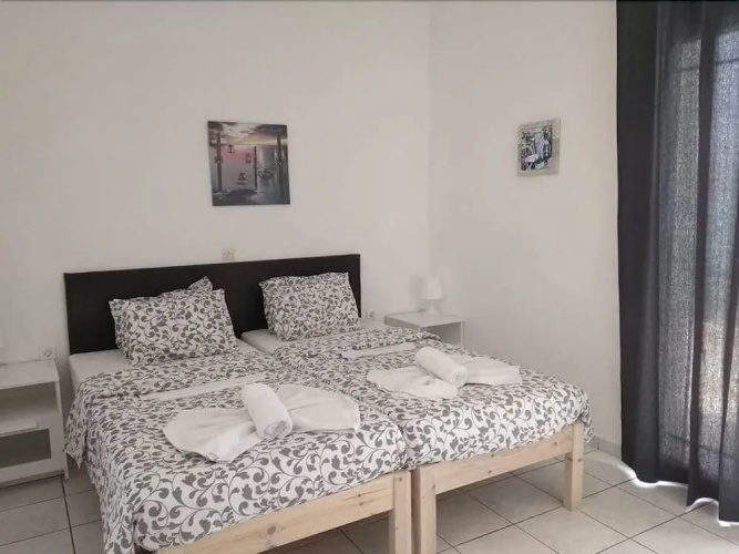Hiona Apartments