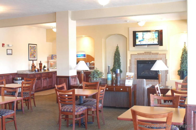 Holiday Inn Express And Suites Alamosa photo 33