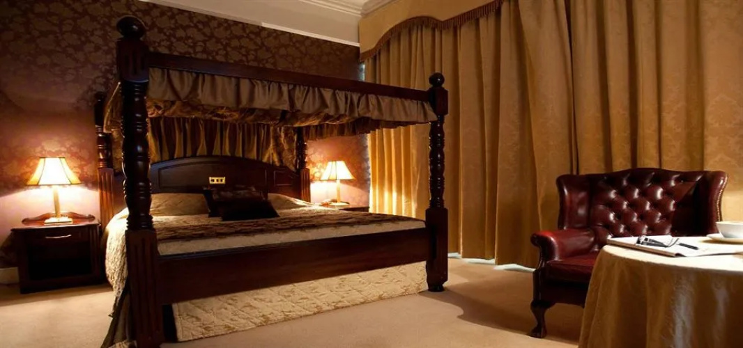 Westenra Arms Hotel