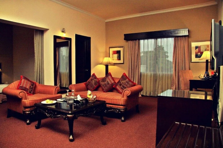 Bravo Hotel