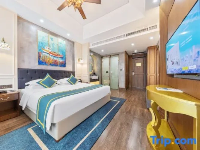 Royal Double room with balcony
