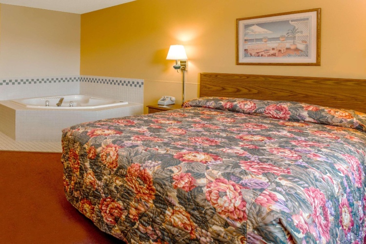 1 Bedroom Double Suite