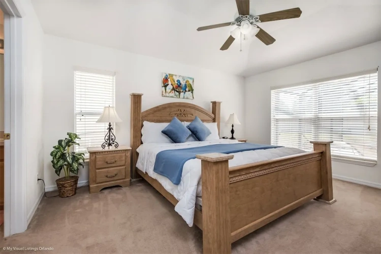 4 Bedrooms Cottage
