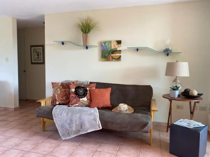 2 Bedrooms Apartment