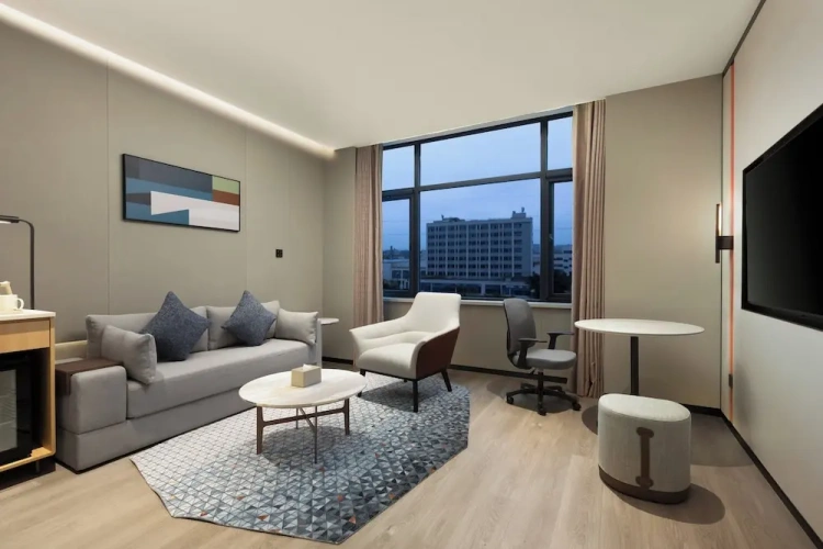 Double Suite