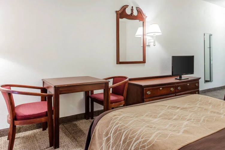 Comfort Inn