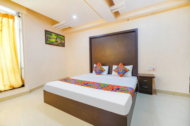 Fabhotel Bns Lodge