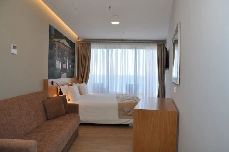 Superior Double room with balcony and with sea view