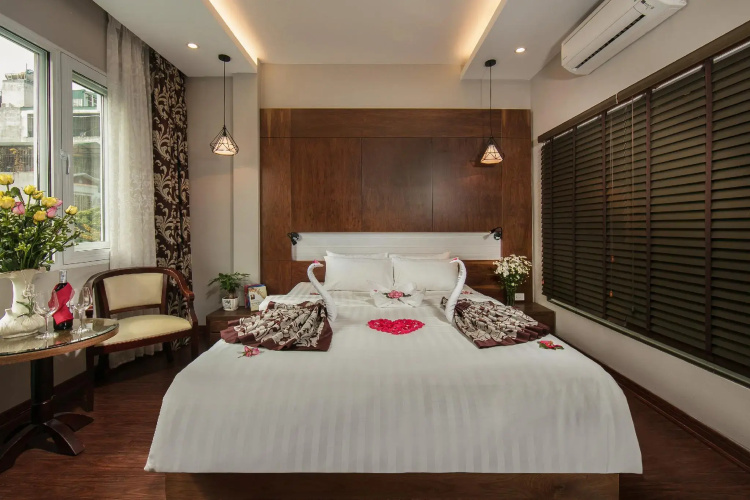 Bonne Nuit Hotel