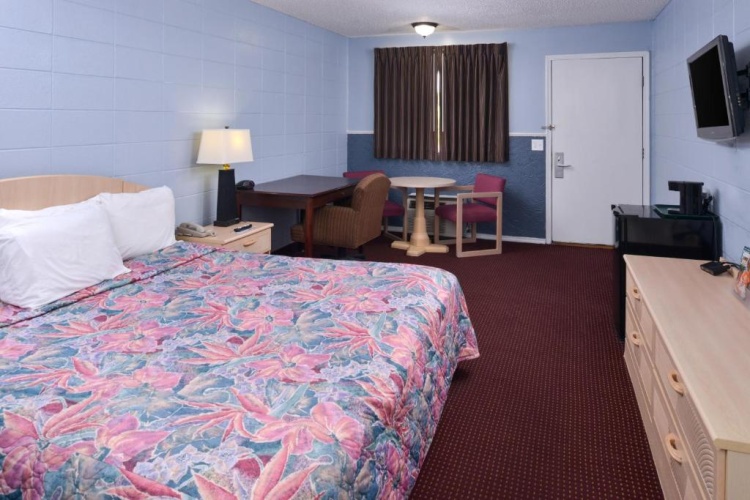 Standard room with balcony and with view