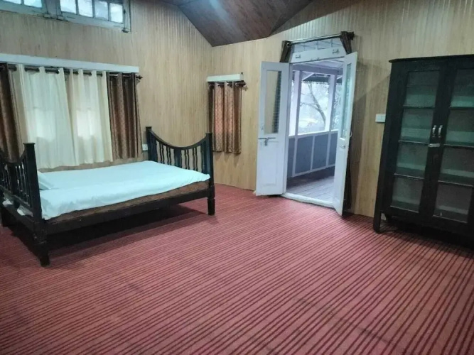 Castleton Casa