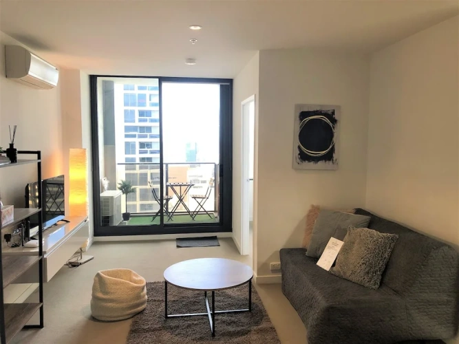 1 Bedroom Business Apartment with balcony