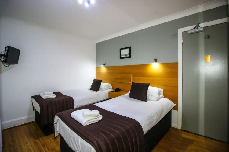 Twin room