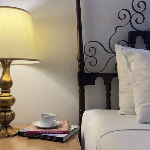 Deluxe Quadruple room with city view