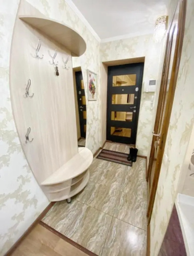 Apartment, 4