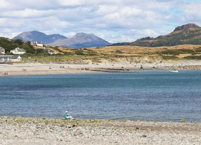 Shepherds Hut in Llyn With Snowdonia Views