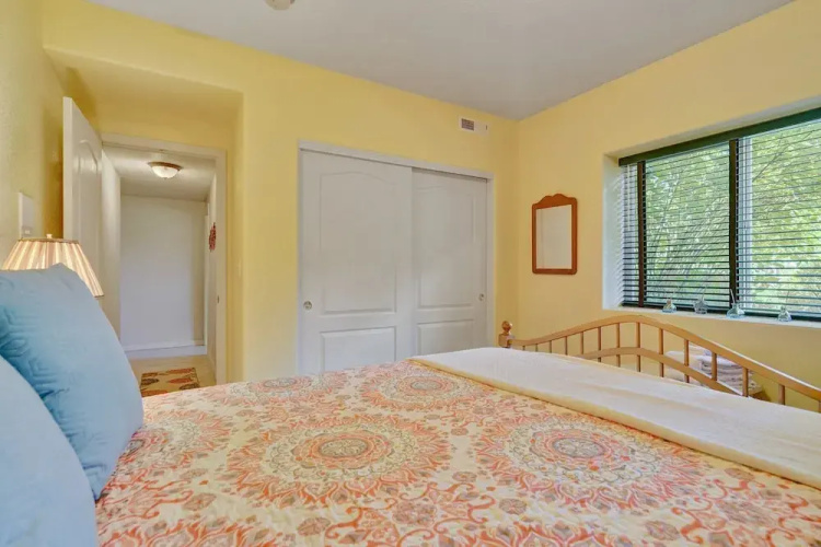 120 Winding Meadow