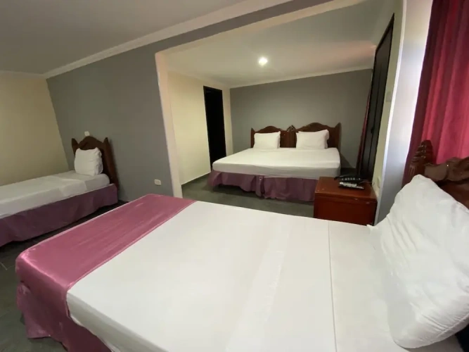 Standard Triple room