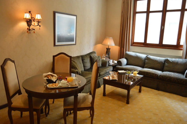 Etoile Suites Boutique Hotel Down Town