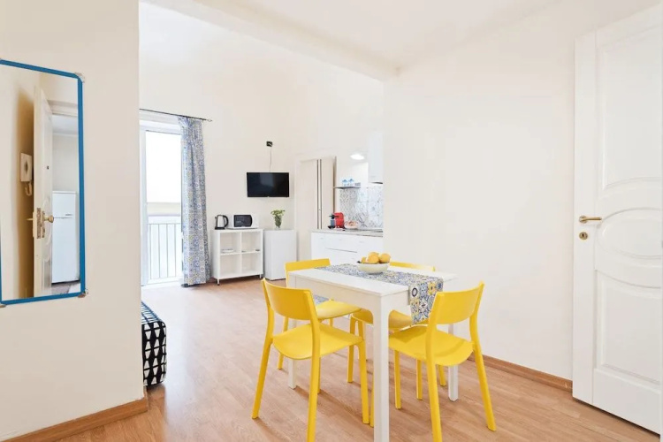 Quattro Canti Central Flats
