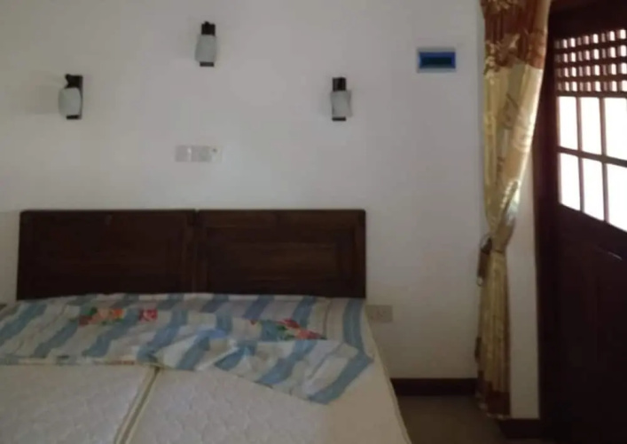 Yoho Lavonrich Bungalow