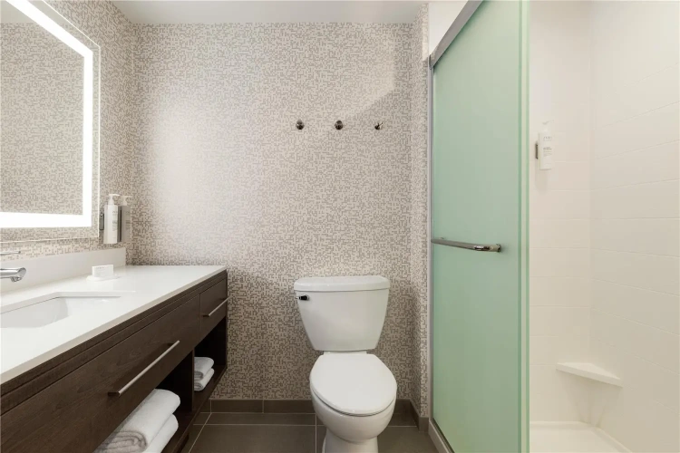 Quadruple Suite