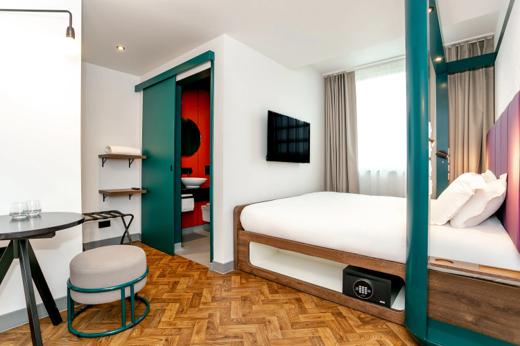 YOTEL Manchester Deansgate
