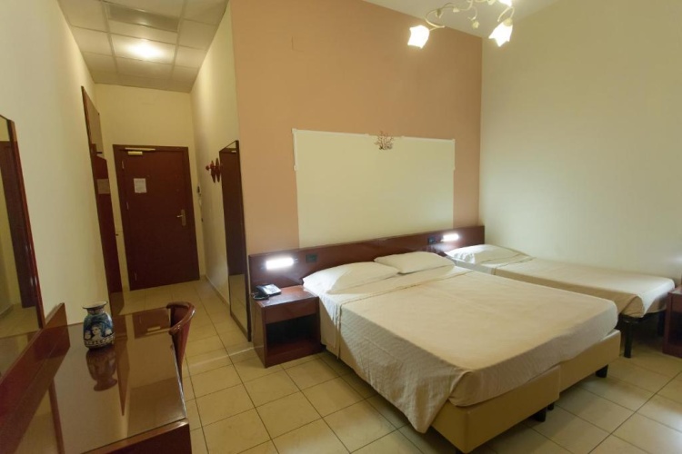 Superior Triple room